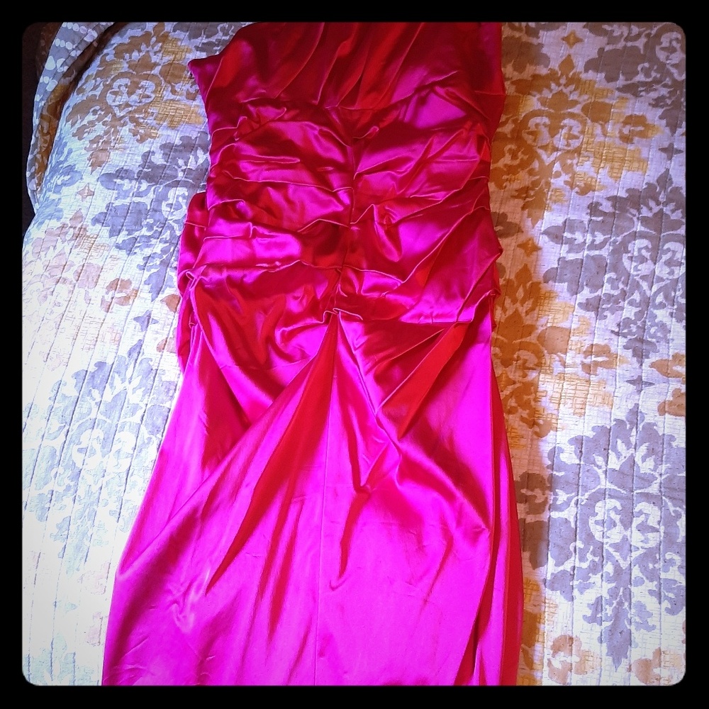 One shoulder dress